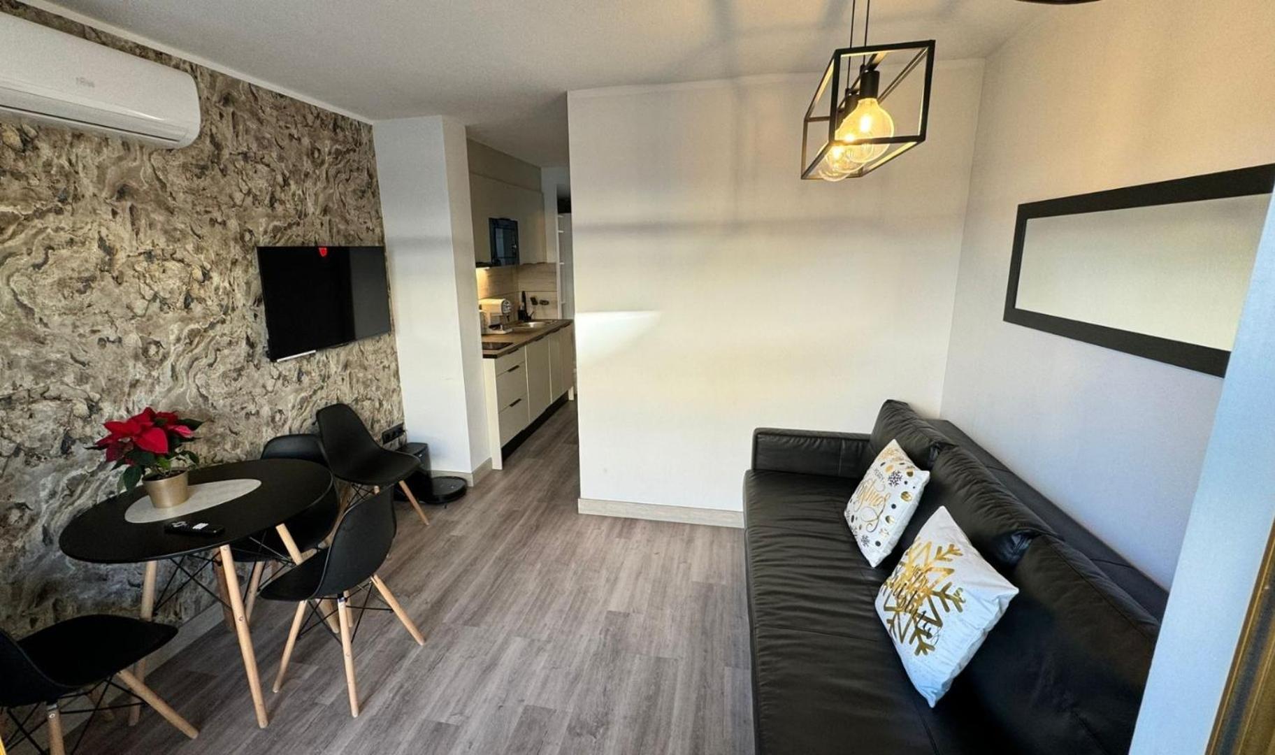 A Estrenar Preciosos Apartamentos Aparthotel Inter2, New Apartments Ln Aparthotel 12 Months Open! Self Check In! Reserva Garaje! Salou Bagian luar foto