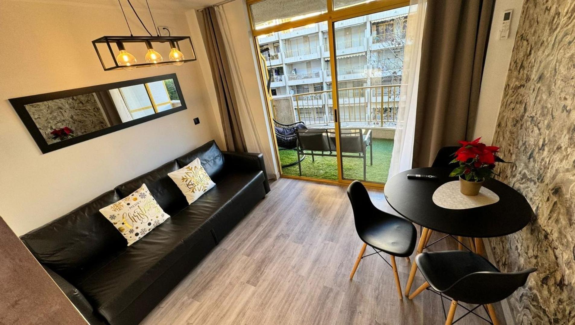 A Estrenar Preciosos Apartamentos Aparthotel Inter2, New Apartments Ln Aparthotel 12 Months Open! Self Check In! Reserva Garaje! Salou Bagian luar foto